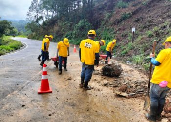 Caminos y Covial atienden emergencias causadas por lluvias en todo el país./Foto: CIV.