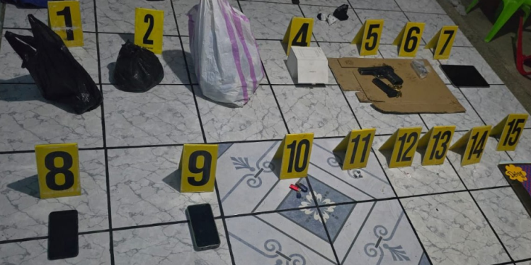 Subdirección General de Análisis de Información Antinarcótica ejecutó 22 allanamientos. (Foto: PNC)