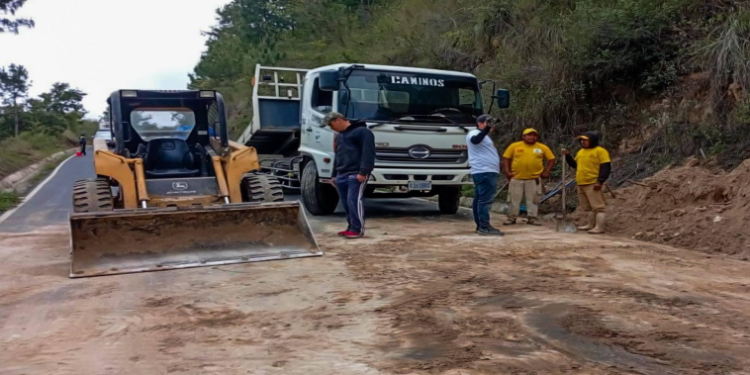 Dependencias del CIV atienden emergencias causadas por lluvias en todo el país./Foto: CIV.