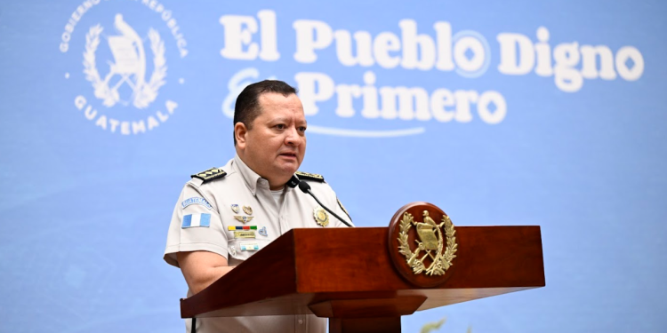El director general de la Policía Nacional Civil (PNC) David Estuardo Custodio Boteo