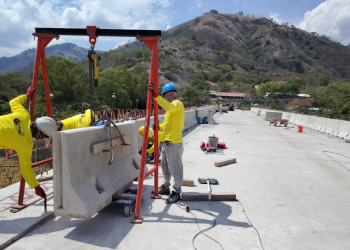 Puente Chitomax y paso a desnivel en Quetzaltenango serán estarán habilitados próximamente./Foto: CIV.