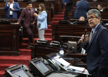 Desde el pasado 6 de marzo, el titular del Ministerio de Salud ha estado asistiendo al Congreso como parte del proceso de interpelación. / Foto: Congreso