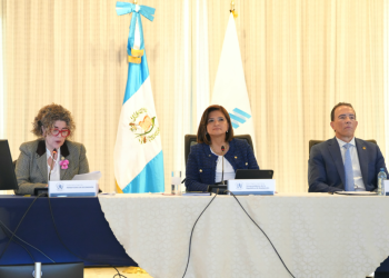 La vicepresidenta lideró el Gabinete Económico con en donde se presentaron avances de la agenda de trabajo anual. (Foto: Mineco)