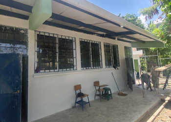 Estudiantes de El Magueyal se benefician con renovación de INEB./Foto: CIV.