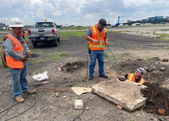 CIV trabaja en el mejoramiento del sistema eléctrico del AILA./Foto: CIV.