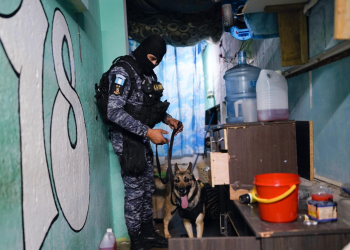 Las autoridades del Mingob y del Sistema Penitenciario aseguran que estos operativos forman parte de una política de control integral. / Foto: Mingob.