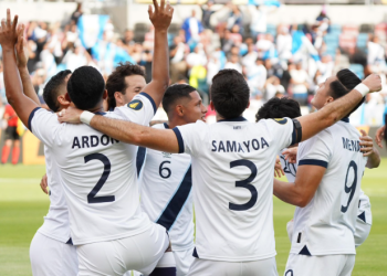 Guatemala sobrevive al grupo de la muerte y se instala en cuartos de la Copa Oro