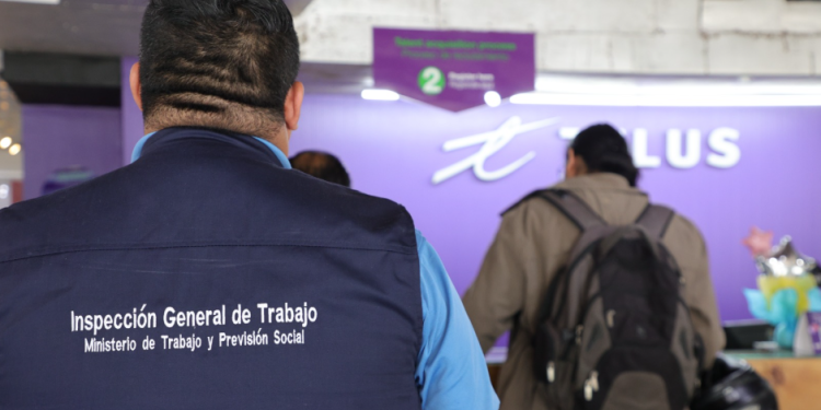 El bono 14 es una prestación obligatoria establecida por la Ley de Bonificación Anual para Trabajadores del Sector Privado y Público. / Foto: Mintrab.