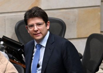 El senador colombiano Uribe Turbay será sometido a un “nuevo procedimiento” este viernes