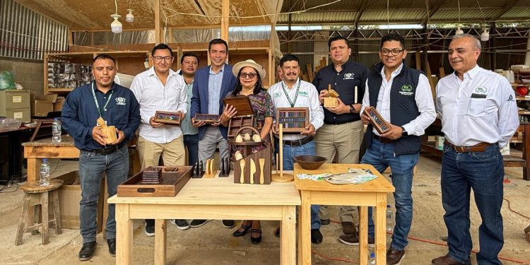 Tikonel: Un modelo de desarrollo comunitario e innovación forestal en Chimaltenango