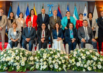 Realizan II Reunión de la Comisión Ejecutiva del Proyecto Mesoamérica en Guatemala. / Foto: Minex.