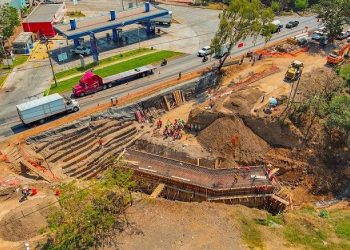 Autopista Escuintla-Puerto Quetzal beneficiará la economía de la región./Foto: Minfin.