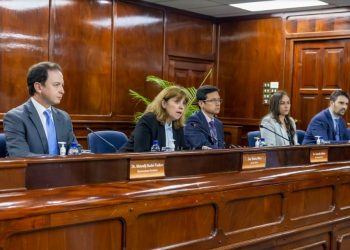 La misión del FMI presentó un informe preliminar luego de una visita de dos semanas al país.