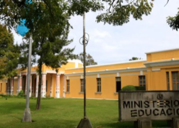 Ministerio de Educación publica acuerdo sobre ajuste salarial a técnicos auxiliares