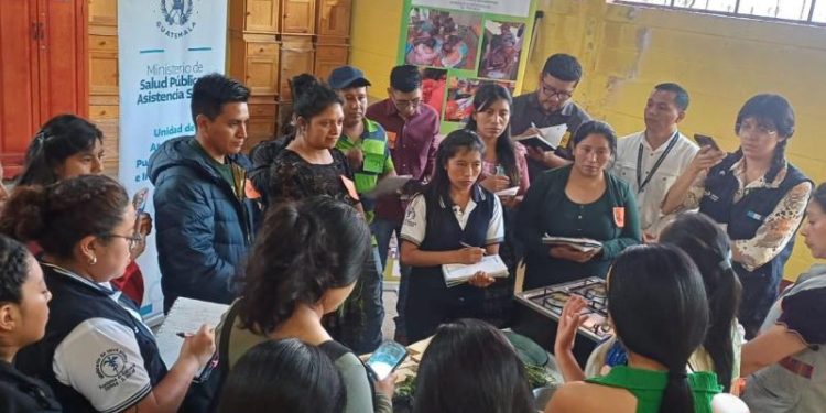Quiché refuerza capacidades en salud intercultural