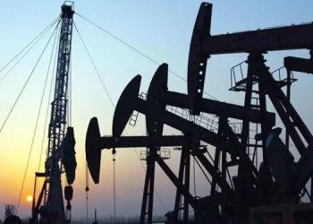 El petróleo de Texas sufre su mayor caída semanal en más de dos años