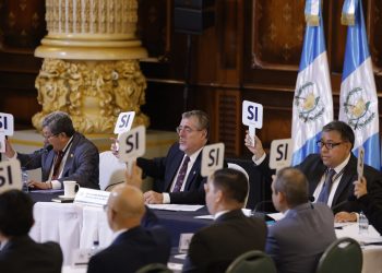 Presidente lidera la tercera reunión ordinaria del Conadur
