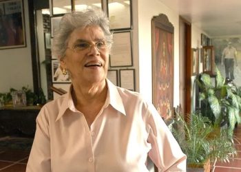 Violeta Barrios de Chamorro, la primera mujer del continente que ocupó la Presidencia, en una foto de archivo.