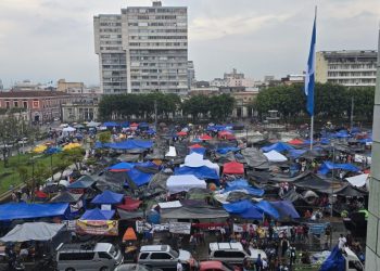 PGN informa sobre decisión del juzgado contra el Comité Ejecutivo Nacional del STEG. / Foto: AGN.