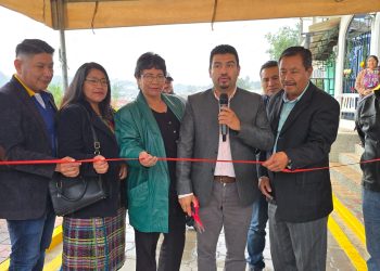 Inauguran obra vial que mejora la calidad de vida de los vecinos de Olintepeque