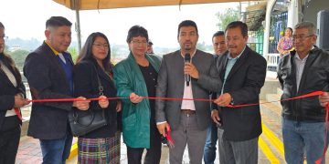 Inauguran obra vial que mejora la calidad de vida de los vecinos de Olintepeque