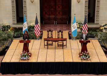 El acuerdo firmado entre Guatemala y Estados Unidos es sobre seguridad aeroportuaria y no de tercer país seguro.