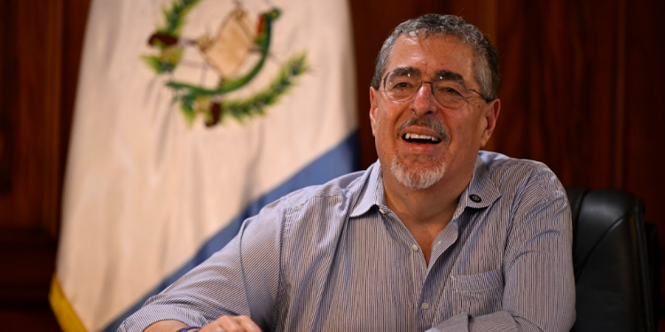 Presidente anima a la selección nacional previo al partido contra República Dominicana. / Foto: Archivo.
