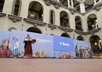 Presidente Arévalo: “No vamos a doblegarnos ante las amenazas de una minoría de maestros”