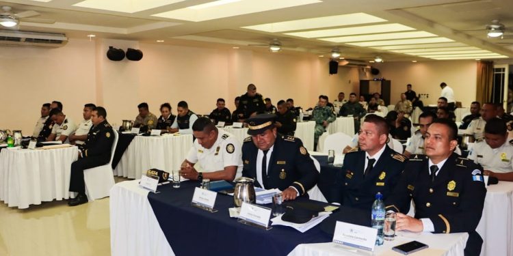 Impulsan rendición de cuentas para fortalecer una seguridad cercana y transparente en Petén