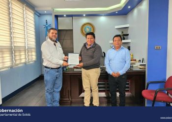 Onsec y Ministerio de Gobernación ratifican convenio para acercar servicios a la población de Sololá