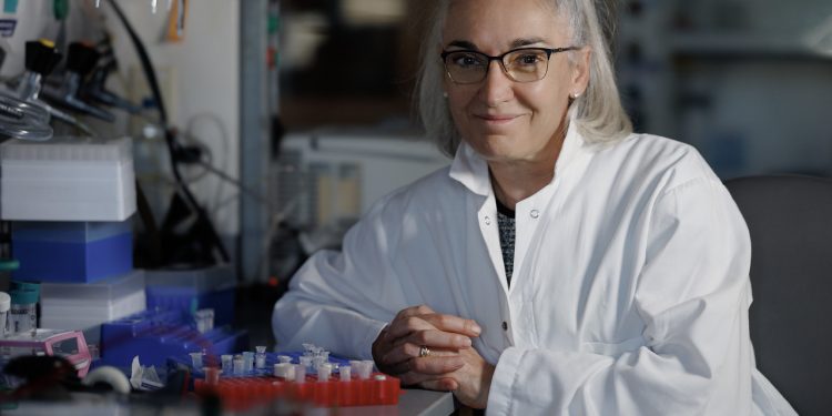 Una biofísica avisa del peligro que tiene el sistema científico de EE. UU. “de romperse”