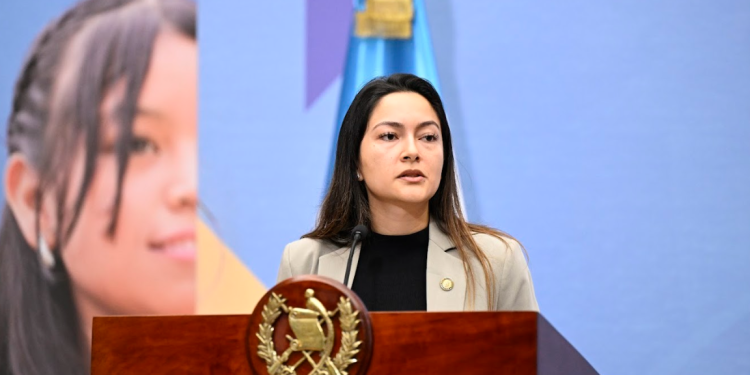 Mides informó sobre renuncia de su viceministra de de Política, Planificación y Evaluación./Foto: Byron de la Cruz.