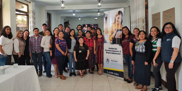 Emprendedores de Sololá participaron en el taller “Fundamentos de Emprendimiento”