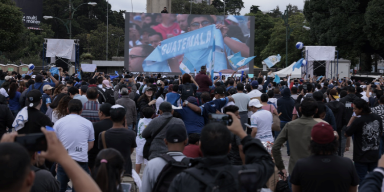 ¡Fiesta nacional! El Obelisco vibra con la semifinal de la Copa Oro 2025