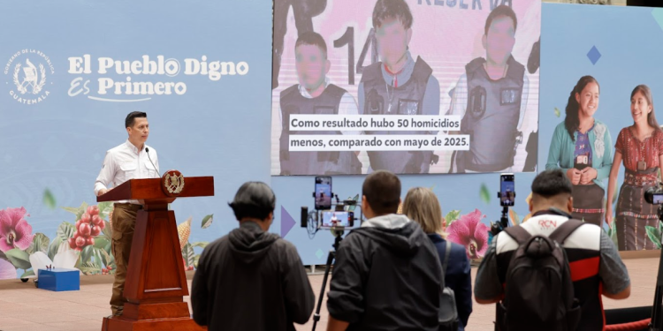 viceministro de Seguridad, José Portillo, presentó un informe sobre los avances obtenidos en el último mes en el Mingob. / Foto: Byron de la Cruz