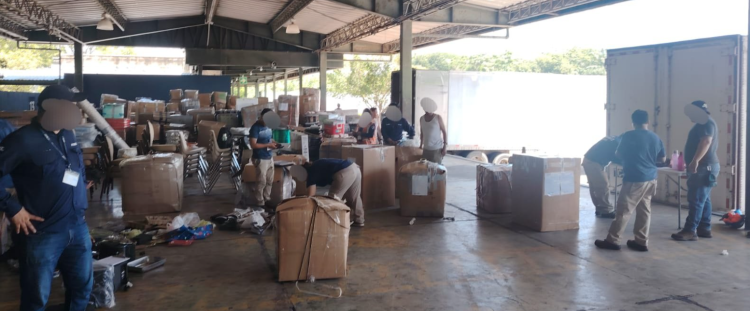 en la Aduana #TecúnUmánII que transportaba encomiendas sin declarar.