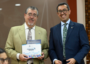 Presidente conoce avances de proyectos del Ministerio de Finanzas Públicas