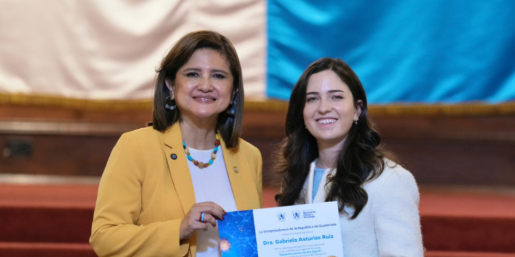 La vicepresidenta lideró la ponencia Ciencias de la Vicepresidencia. (Foto: vicepresidencia)