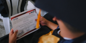 Adolescentes culminan programa formativo de vida de la SBS