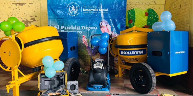 Fodes ejecutó la entrega de equipo e insumos en Olopa, Jocotán y San Juan la Ermita./Foto: Mides.