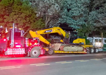 Ministro Díaz afirma que sus dependencias se encuentran trabajando para liberar rutas obstruidas./Foto: CIV.