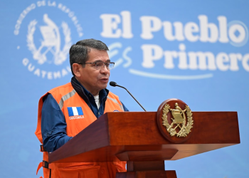 Ministro Díaz comparte acciones del CIV ante emergencias en carretera./Foto: Byron de la Cruz.