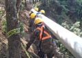 Ejército y Conred apoyan a EEGSA en el restablecimiento de energía eléctrica. (Fotos: EEGSA)