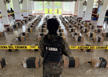 más de 2. 5 toneladas de droga se incautaron en el Pacífico./Foto: Mindef.