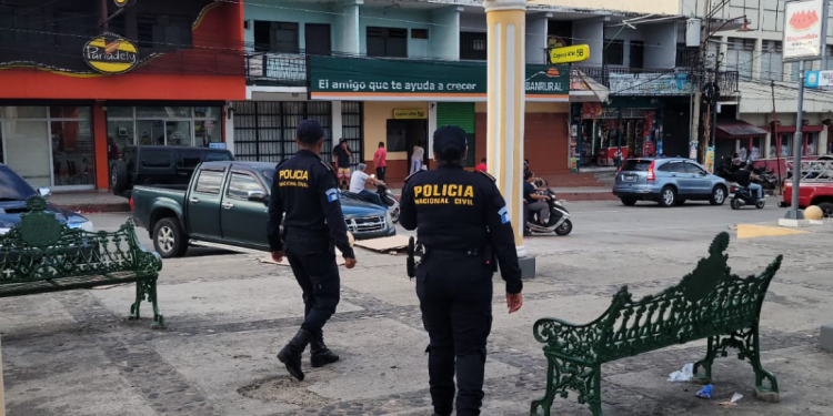 PNC ejecuta Plan Bono 14. / Foto: PNC.