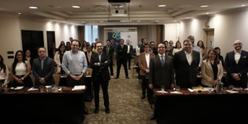 Funcionarios se capacitan en el diseño de políticas públicas para tomar decisiones más informadas