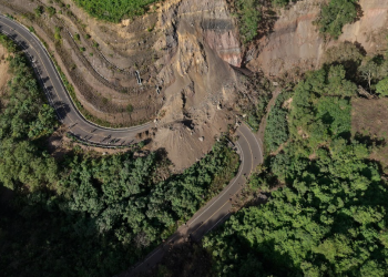 Ruta de acceso a Santa María de Jesús desde Palín continúa restringida./Foto CIV.