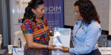 Mintrab se adhiere a la campaña Corazón Azul./Foto: Mintrab.