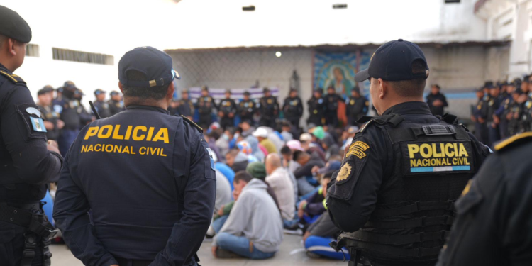 Realizan requisa en centro de detención preventiva para hombres Reinstauración Constitucional