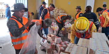 Continúa entrega de alimentación y ayuda humanitaria en Santa María de Jesús